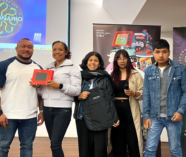 evento wacom con estudiantes de Idat